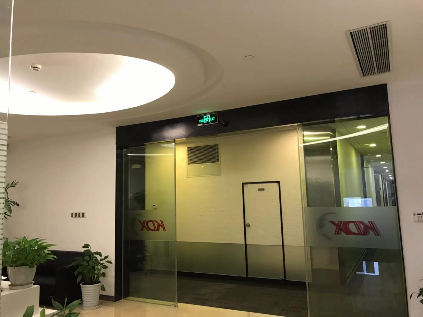 虹口700平平報(bào)告廳展廳設(shè)計(jì)裝修效果-第2張圖片-上海古都建筑設(shè)計(jì)集團(tuán) 虹口700平平報(bào)告廳展廳設(shè)計(jì)裝修效果-第2張圖片-上海古都建筑設(shè)計(jì)集團(tuán)