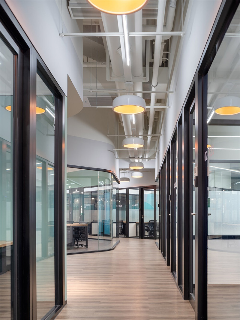 6600平米聯(lián)合辦公裝修設(shè)計(jì)效果欣賞-第9張圖片-上海古都建筑設(shè)計(jì)集團(tuán) 6600平米聯(lián)合辦公裝修設(shè)計(jì)效果欣賞-第9張圖片-上海古都建筑設(shè)計(jì)集團(tuán)