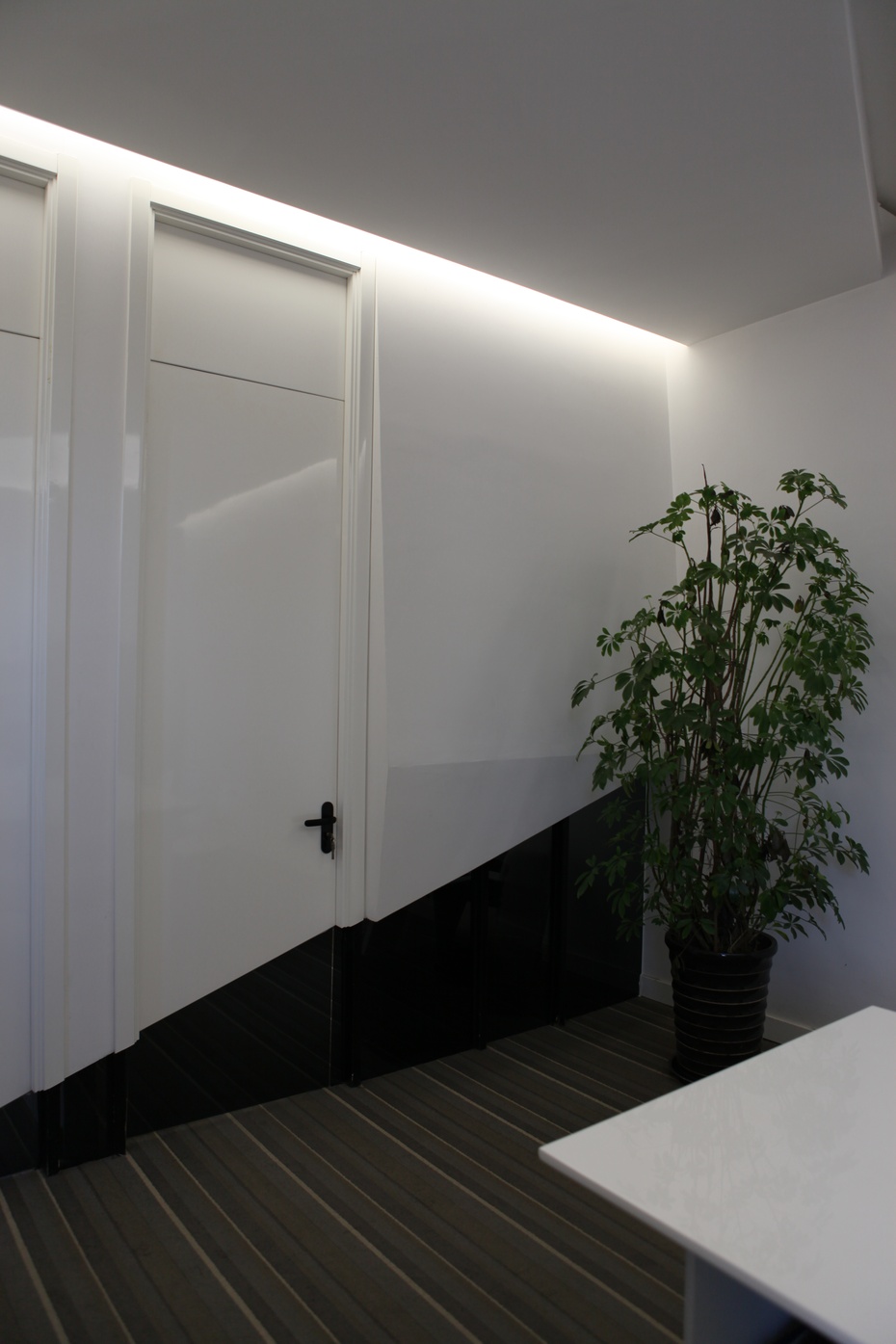 長寧區(qū)小型簡約辦公室裝修設(shè)計(jì)-第6張圖片-上海古都建筑設(shè)計(jì)集團(tuán) 長寧區(qū)小型簡約辦公室裝修設(shè)計(jì)-第6張圖片-上海古都建筑設(shè)計(jì)集團(tuán)