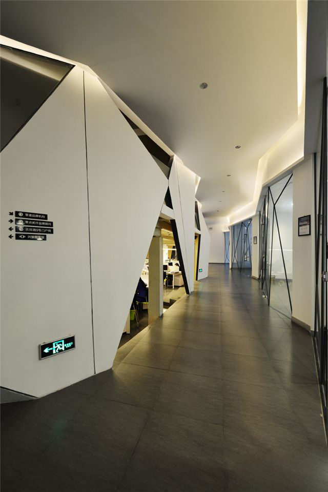 浦東新區(qū)科技風(fēng)辦公室裝修設(shè)計(jì)-第5張圖片-上海古都建筑設(shè)計(jì)集團(tuán) 浦東新區(qū)科技風(fēng)辦公室裝修設(shè)計(jì)-第5張圖片-上海古都建筑設(shè)計(jì)集團(tuán)