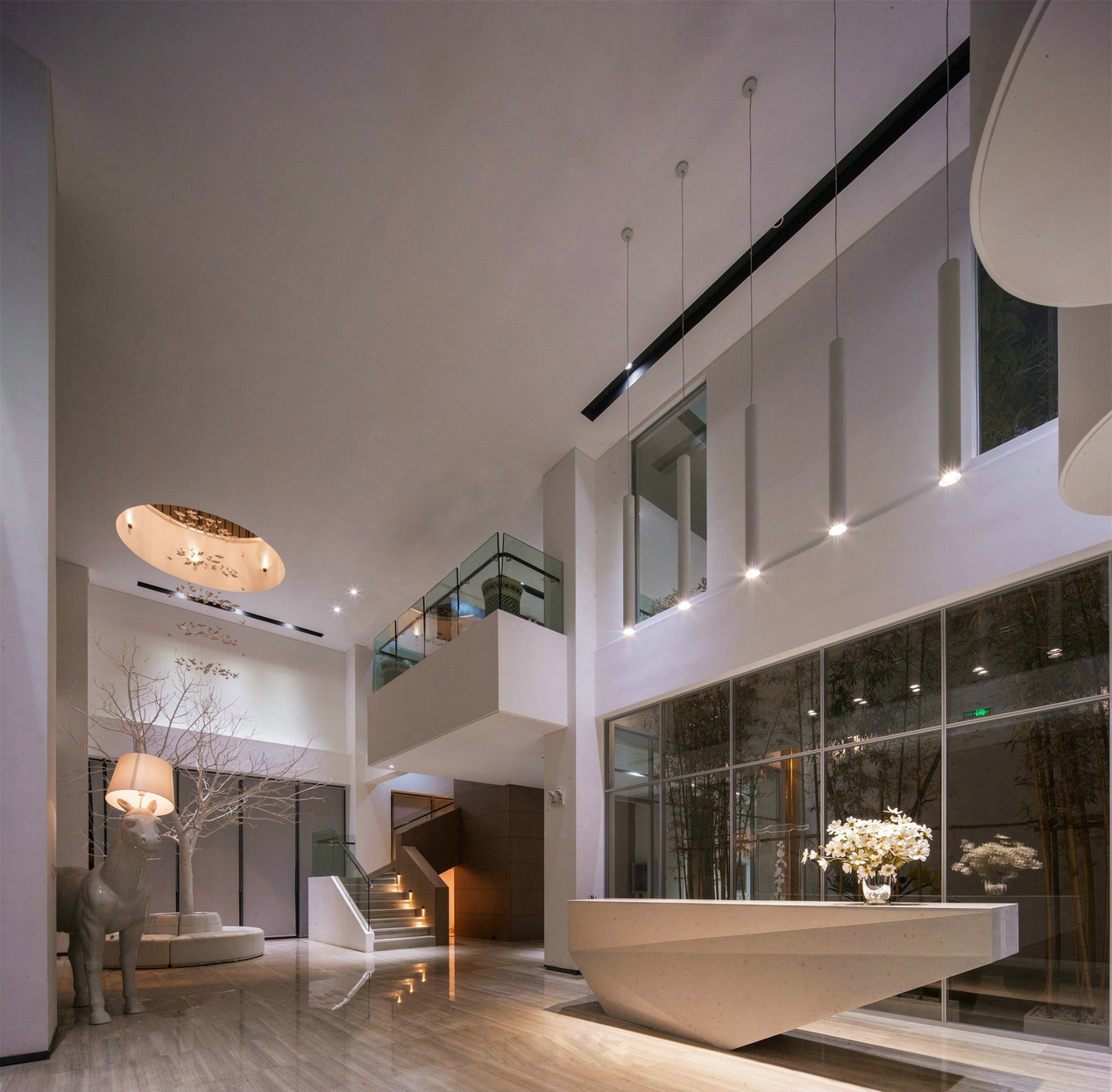 上?，F(xiàn)代時尚風格辦公室裝修設(shè)計-第9張圖片-上海古都建筑設(shè)計集團