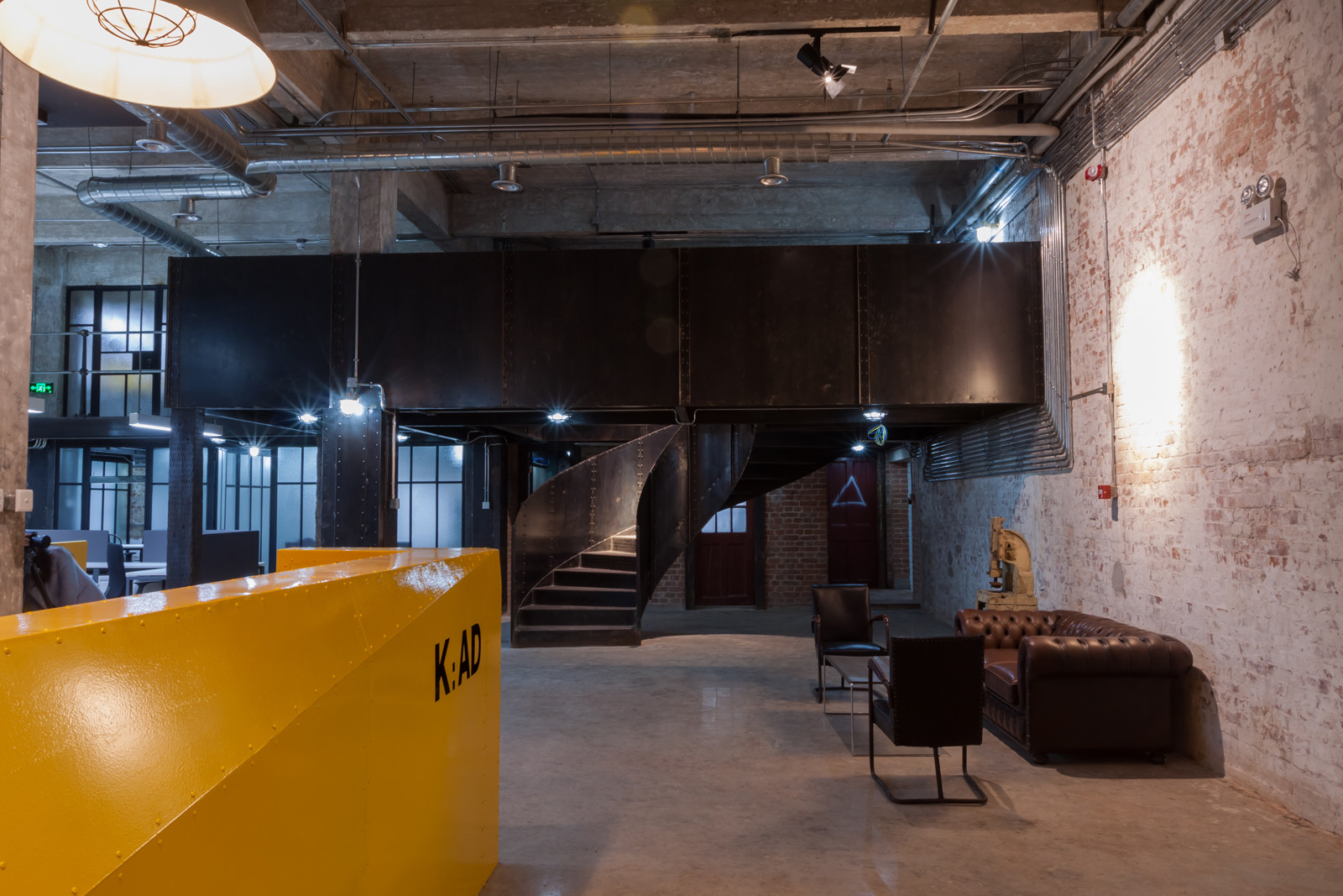 青浦區(qū)工業(yè)風(fēng)開闊辦公室裝修設(shè)計(jì)-第1張圖片-上海古都建筑設(shè)計(jì)集團(tuán) 青浦區(qū)工業(yè)風(fēng)開闊辦公室裝修設(shè)計(jì)-第1張圖片-上海古都建筑設(shè)計(jì)集團(tuán)