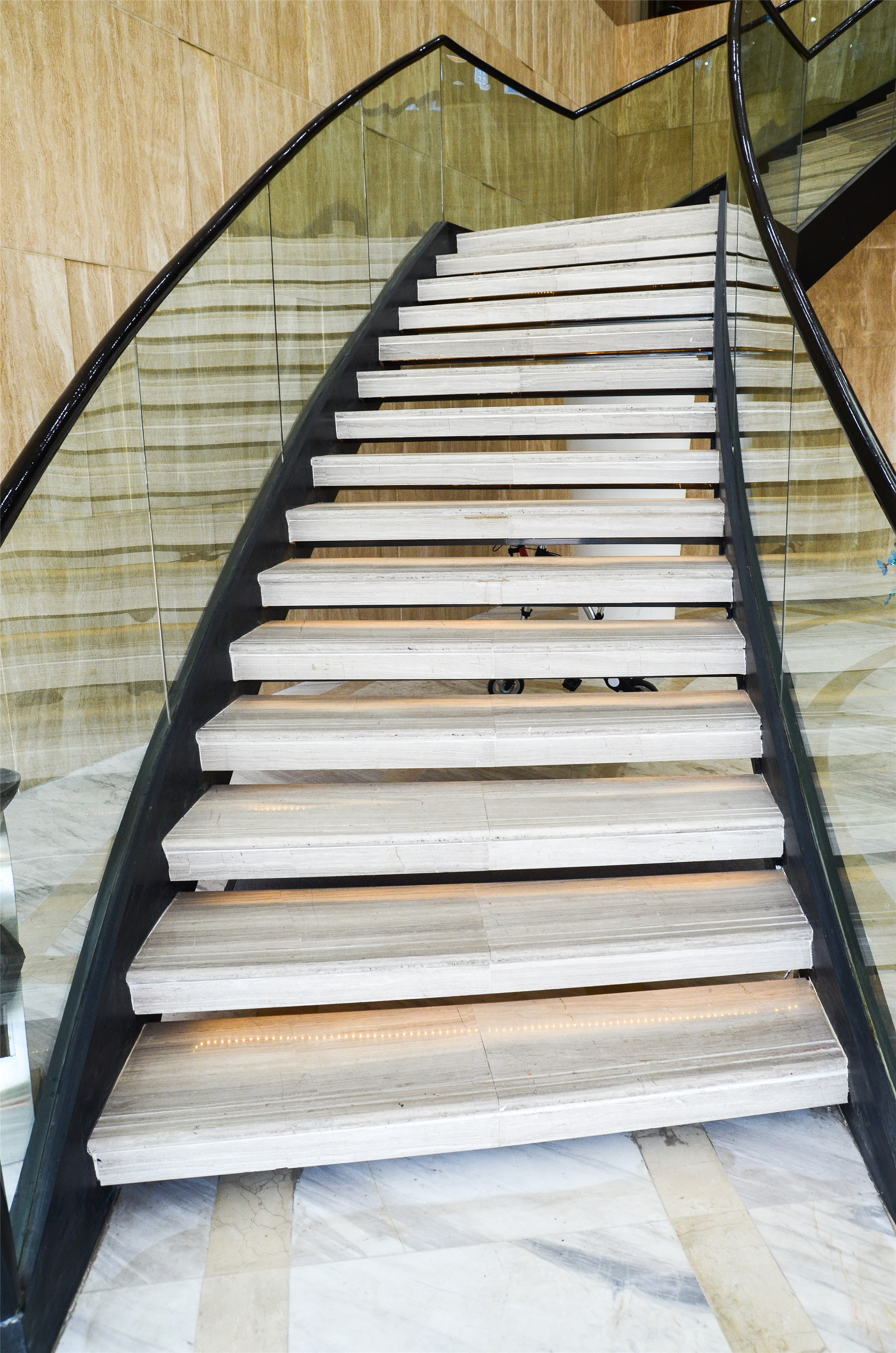 時尚大氣辦公室裝修設計-第6張圖片-上海古都建筑設計集團 時尚大氣辦公室裝修設計-第6張圖片-上海古都建筑設計集團