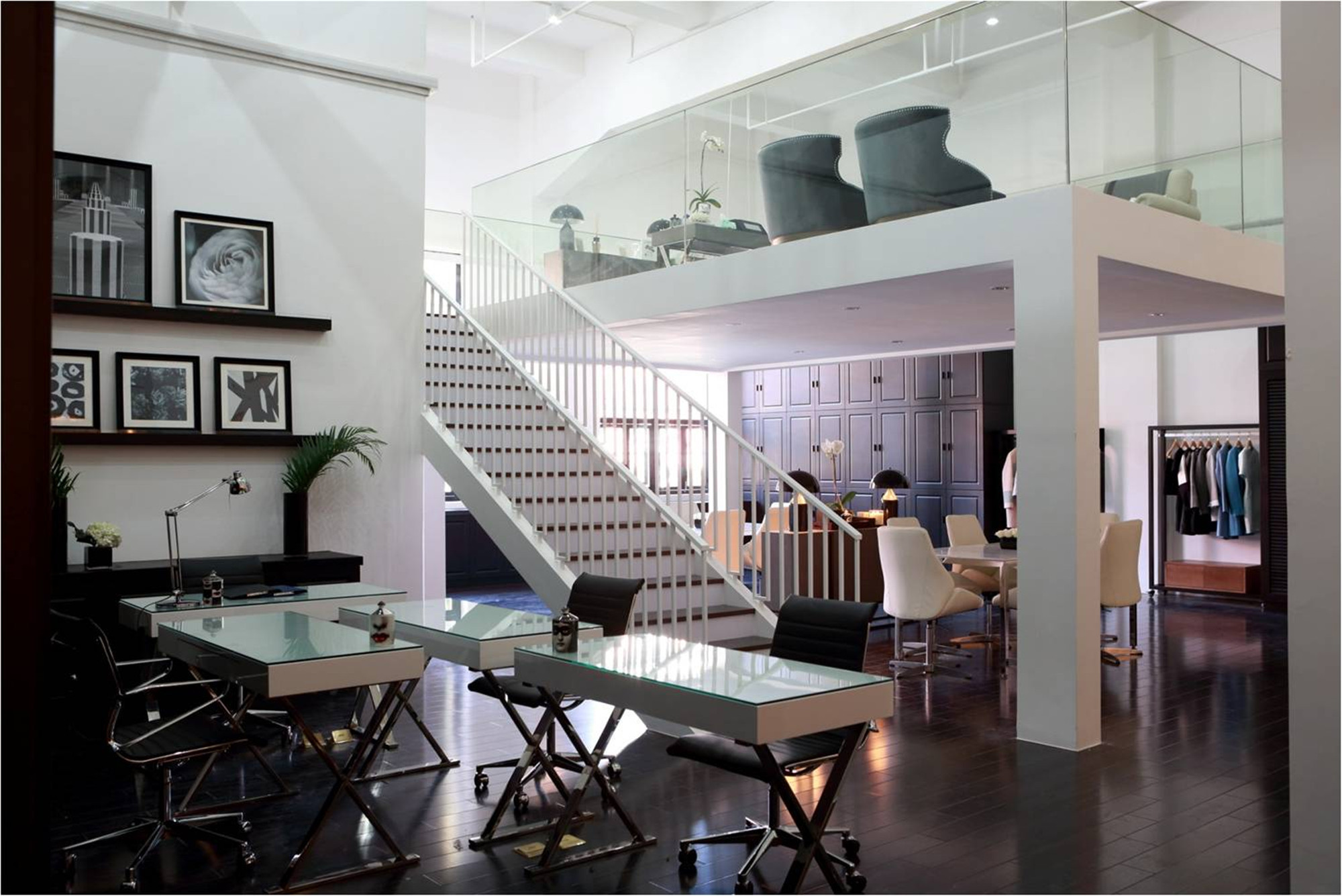 復(fù)式女裝店裝修設(shè)計(jì)-第5張圖片-上海古都建筑設(shè)計(jì)集團(tuán) 復(fù)式女裝店裝修設(shè)計(jì)-第5張圖片-上海古都建筑設(shè)計(jì)集團(tuán)