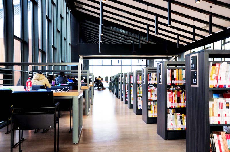 空曠工業(yè)風(fēng)圖書館裝修設(shè)計-第6張圖片-上海古都建筑設(shè)計集團 空曠工業(yè)風(fēng)圖書館裝修設(shè)計-第6張圖片-上海古都建筑設(shè)計集團