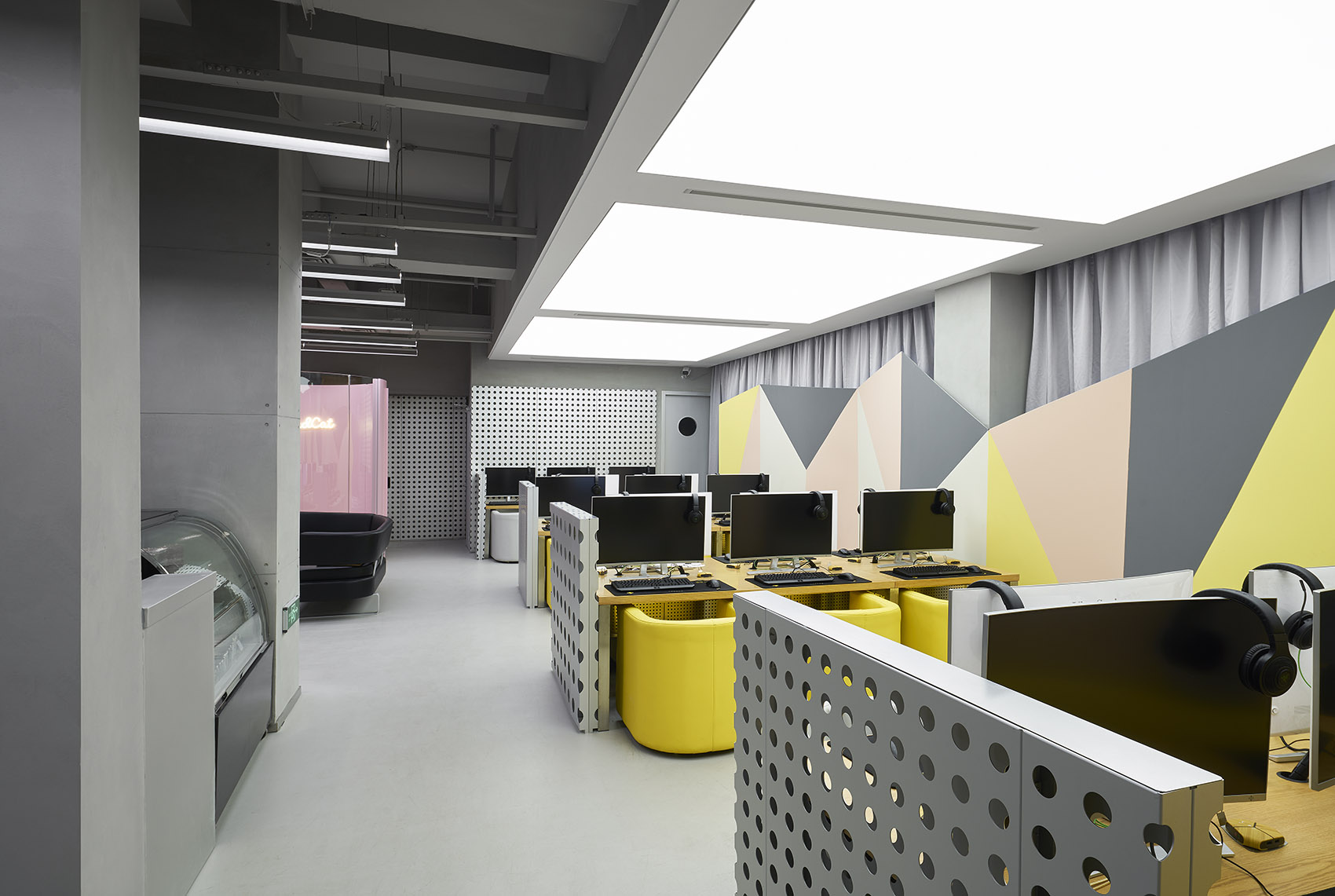 簡約時尚風(fēng)格網(wǎng)吧裝修設(shè)計-第1張圖片-上海古都建筑設(shè)計集團(tuán) 簡約時尚風(fēng)格網(wǎng)吧裝修設(shè)計-第1張圖片-上海古都建筑設(shè)計集團(tuán)