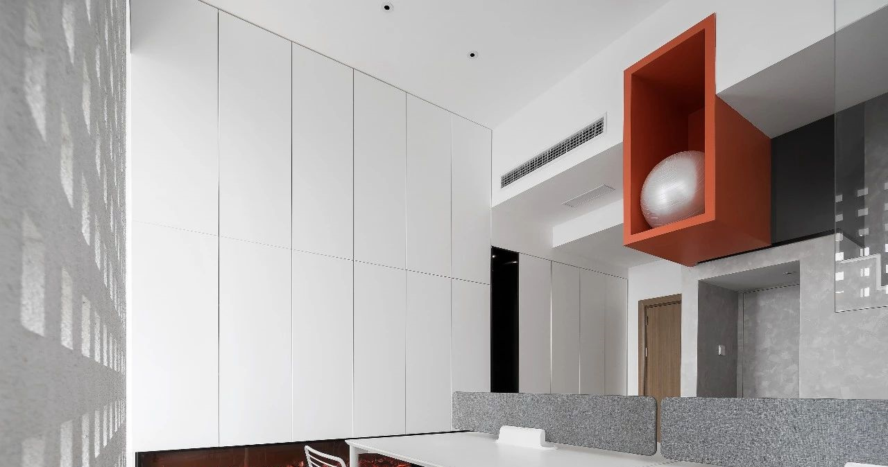 小型簡約辦公室裝修設(shè)計-第5張圖片-上海古都建筑設(shè)計集團