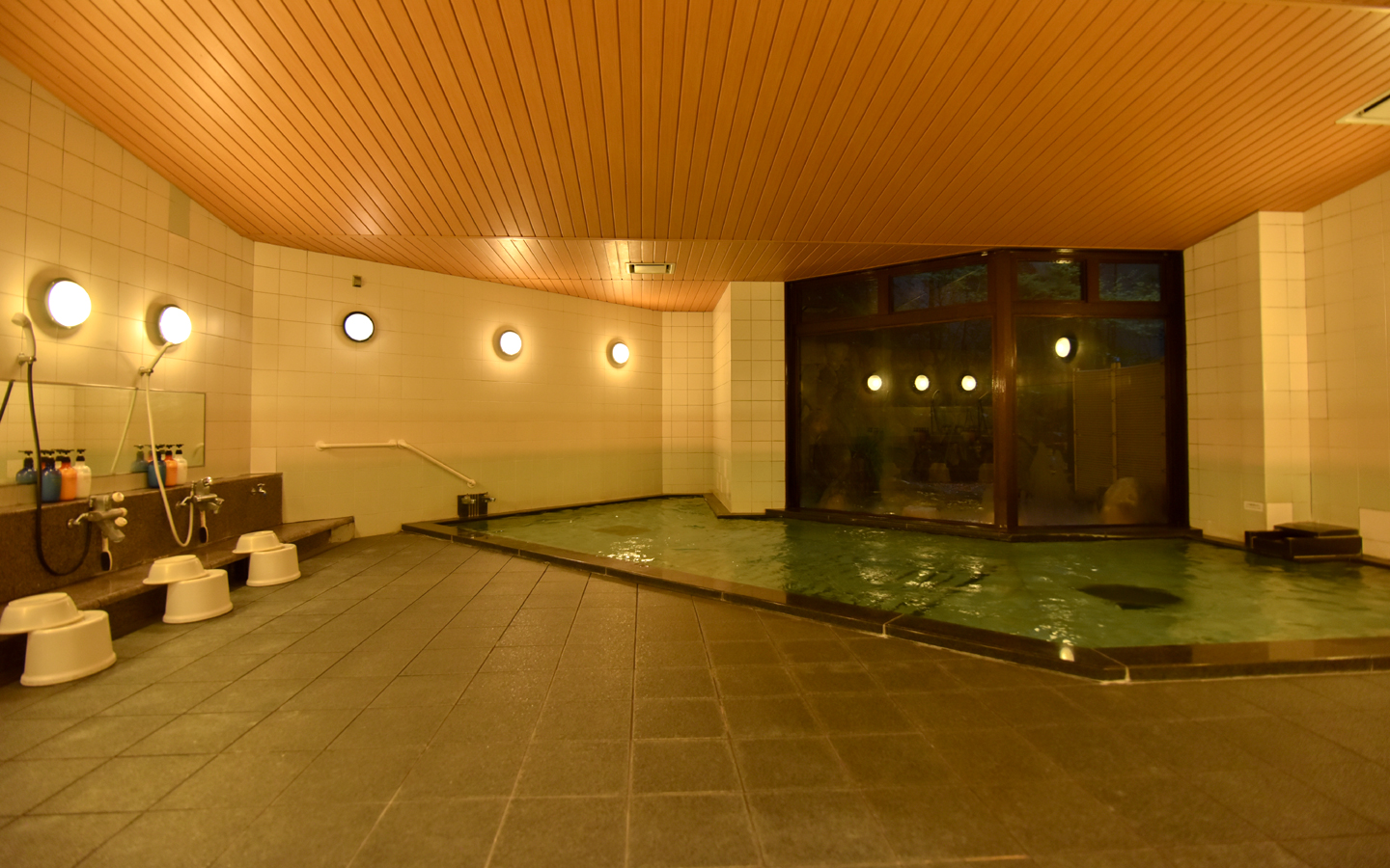 大型公共澡堂裝修設(shè)計(jì)-第5張圖片-上海古都建筑設(shè)計(jì)集團(tuán) 大型公共澡堂裝修設(shè)計(jì)-第5張圖片-上海古都建筑設(shè)計(jì)集團(tuán)