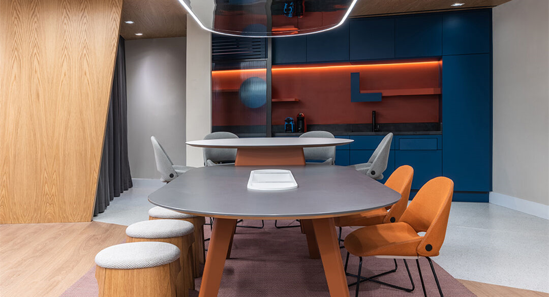 時尚簡約公共辦公空間裝修設(shè)計(jì)-第4張圖片-上海古都建筑設(shè)計(jì)集團(tuán) 時尚簡約公共辦公空間裝修設(shè)計(jì)-第4張圖片-上海古都建筑設(shè)計(jì)集團(tuán)